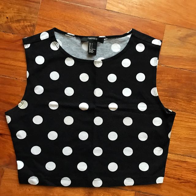 Forever 21 Polka Dot Crop Top (Category: Sleeveless) located in Taguig. Submitted by declutter1234 (Listing ID 121629206, Image 1). Description: .
