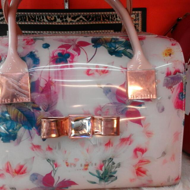 Ted baker doctors 2025 bag