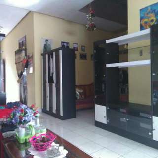 Lemari 3 Pintu Hitam Putih Minimalis