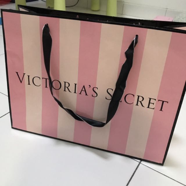 Authentic Victoria S Secret Paper Bag Luxury Accessories On