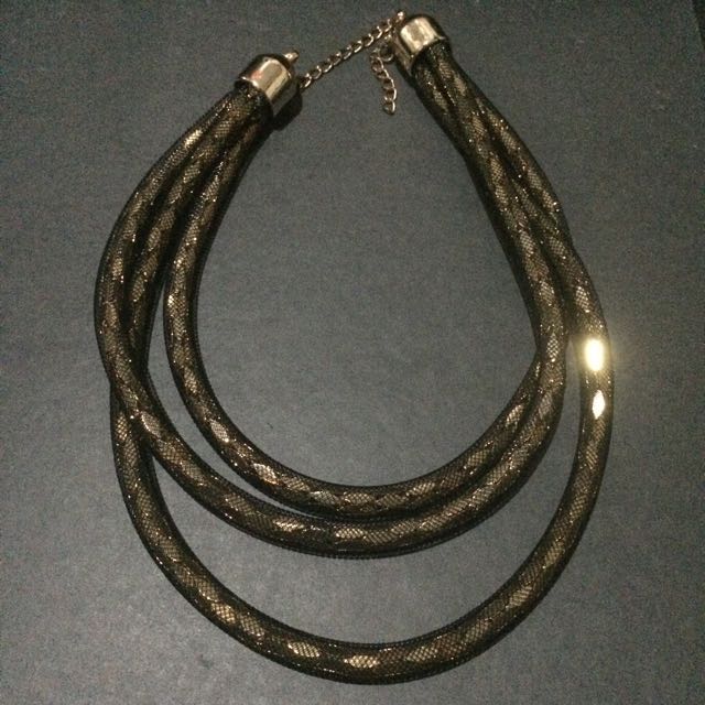 Black-Gold Necklace, Fesyen Wanita 