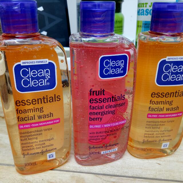 Clean And Clear Clean Clear Clean Clear Facial Wash Kesehatan Kecantikan Kulit Sabun Tubuh Di Carousell