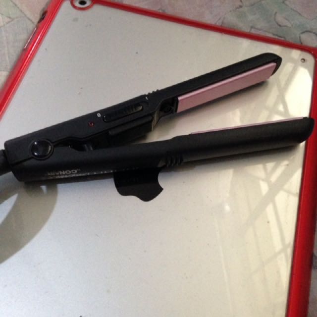Infiniti premier store conair straightener
