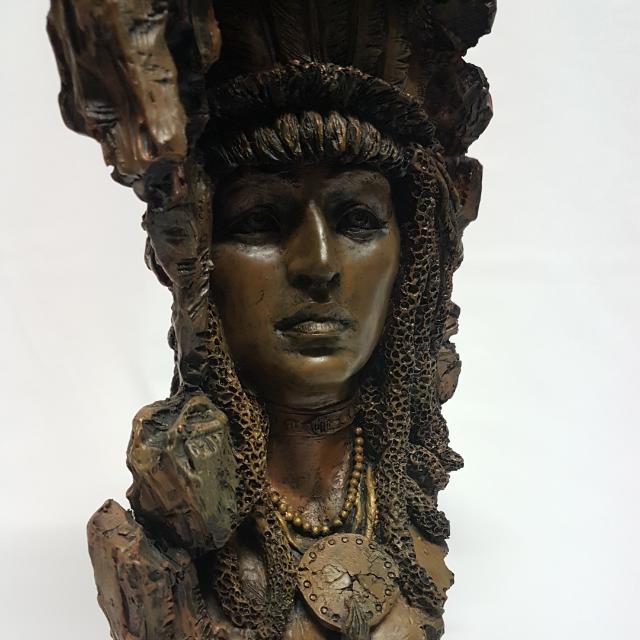 Intricate Female Red Indian Sculpture, Furniture & Home Living, Home