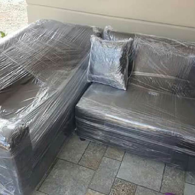 MADE TO ORDER SOFA (Category: Sofas) located in San Mateo. Submitted by krisna.jimenez (Listing ID 121817895, Image 3). Description: .