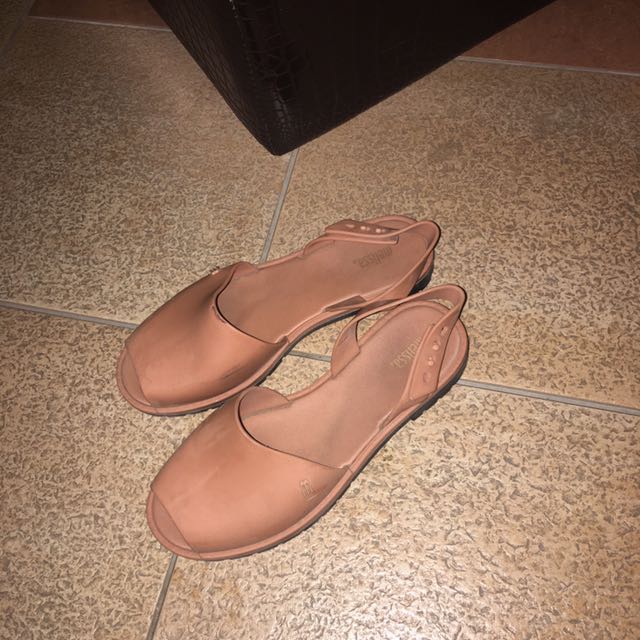 sand color shoes