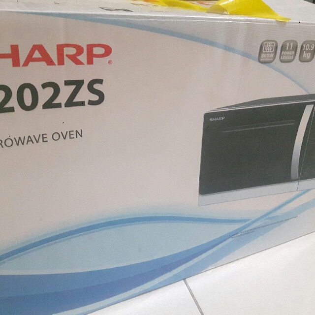 Sharp Microwave Oven R202ZS, TV & Home Appliances, Kitchen Appliances