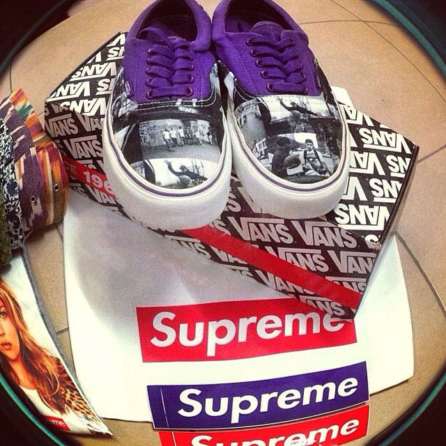 Vans era on sale ari supreme