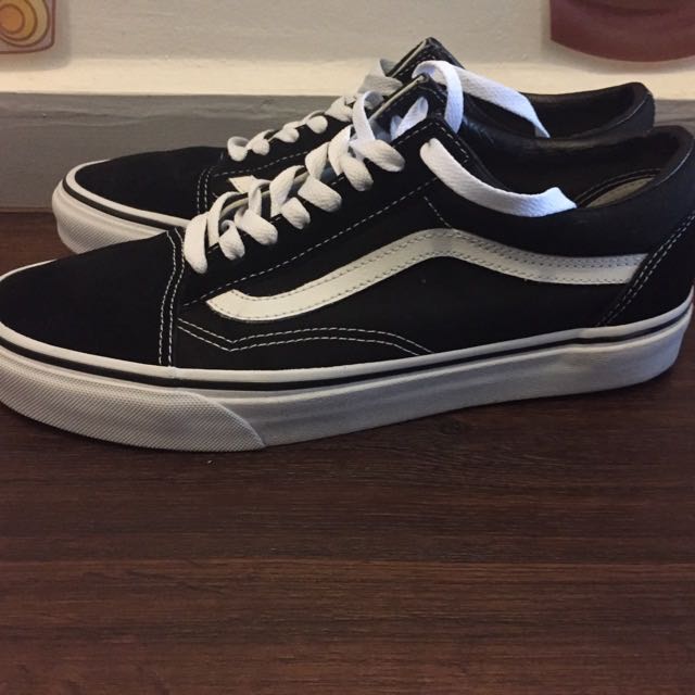 Vans Old Skool B/W, Men's Fashion, Footwear, Sneakers on Carousell