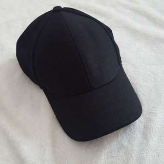 Aritzia Community Hat