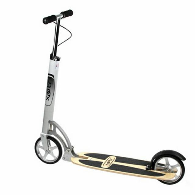 (200) UP399 XOOTR ultra Cruz Kick Scooter, Sports Equipment, PMDs, E