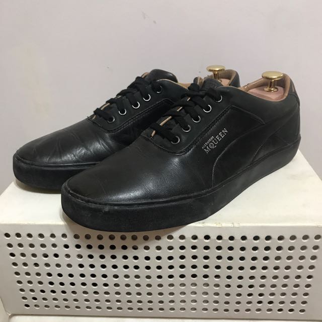 Rancio prosa Legado Alexander McQueen X Puma Black Leather Sneaker 41 Authentic With Original  Box, Men's Fashion, Footwear, Sneakers on Carousell
