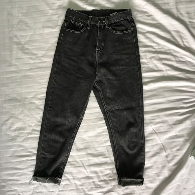 dark grey boyfriend jeans