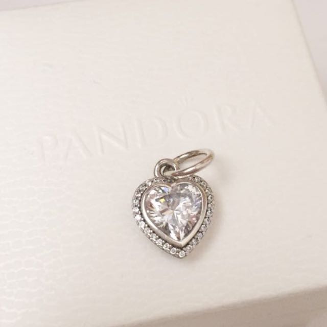 Exclusive Pandora Sparkling Love Pendant Women S Fashion Jewellery On Carou - Pandora Sparkling Love Heart Pendant Exclusive Pandora Sparkling Love Pendant Women S Fashion Jewellery On Carou - Pandora Sparkling Love Heart Pendant