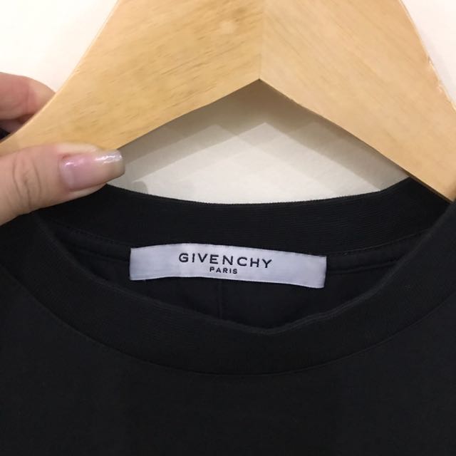 Givenchy (I Believe In The Power Of Love) Tee Size s, Men's Fashion, Tops &  Sets, Sleep and Loungewear on Carousell