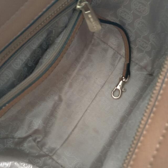 non authentic michael kors purse