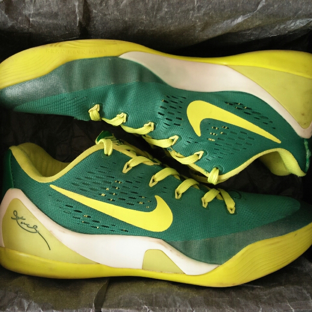 Sepatu Basket Nike Kobe IX Low Green 
