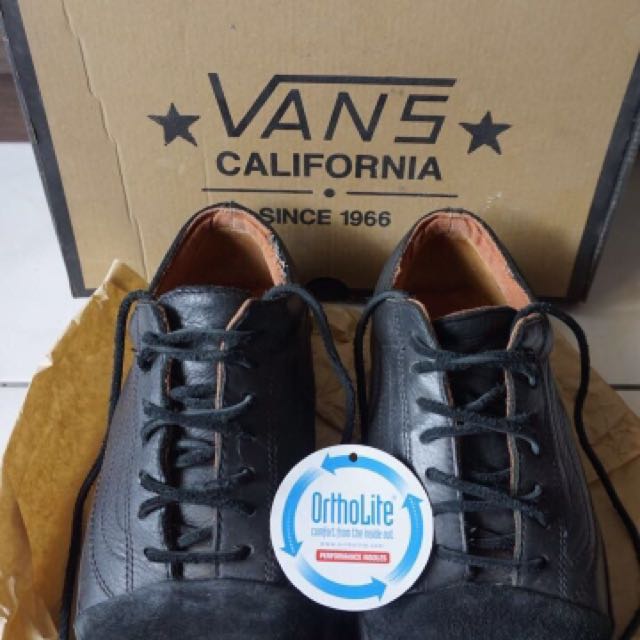 Sepatu vans best sale california original