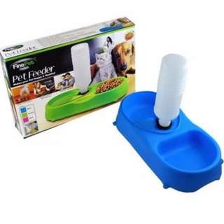 FinePet Dog & Cat Pet Feeder (Green, Pink, Red, Blue)