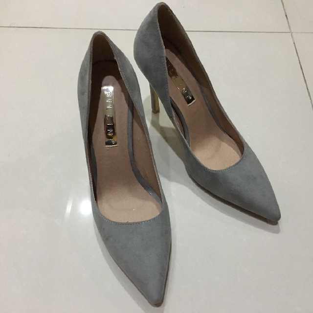 Light Grey Suede Pumps Pointed Toe 