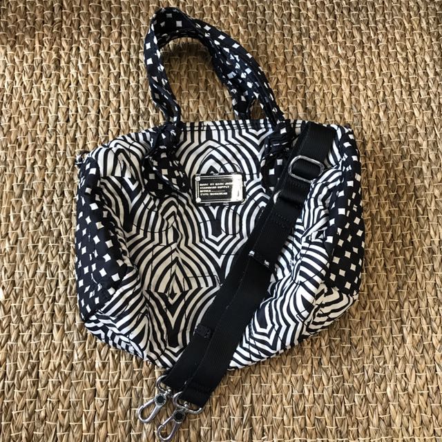 marc by marc jacobs duffle bag