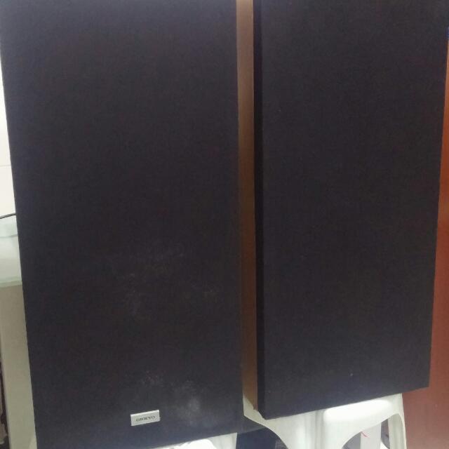 old onkyo speakers