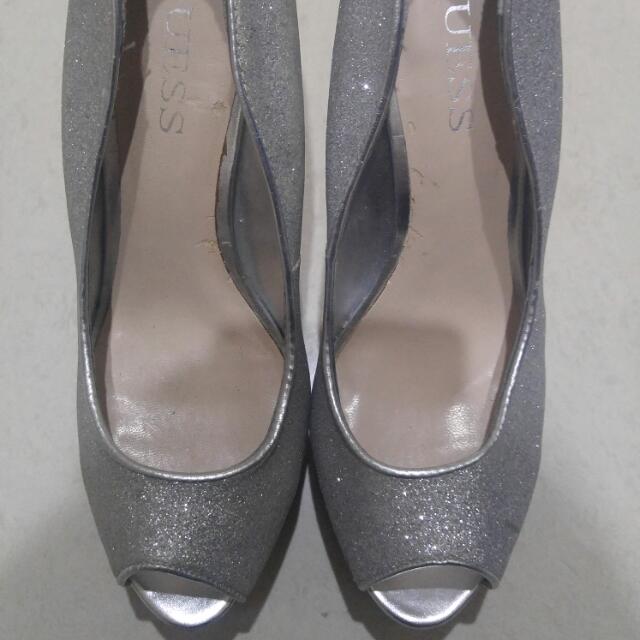 guess silver heels