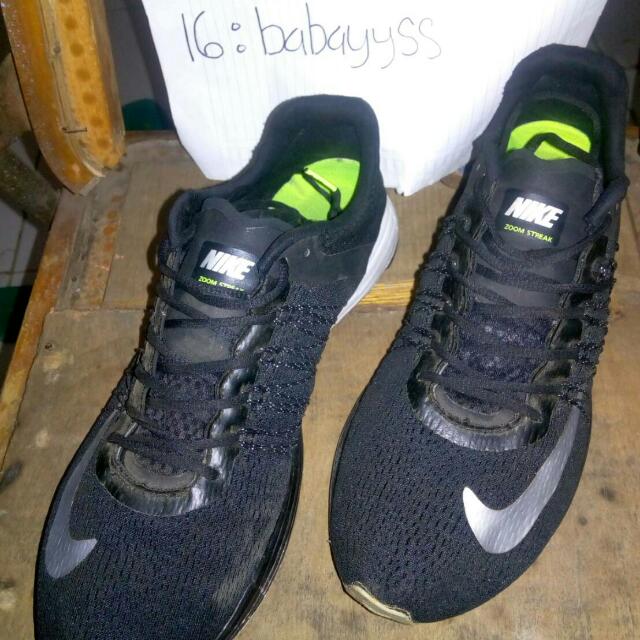 sepatu nike racing