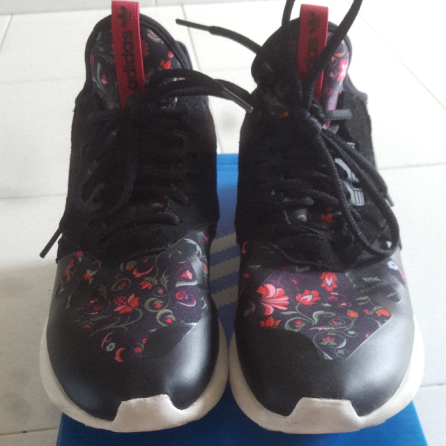 adidas tubular floral
