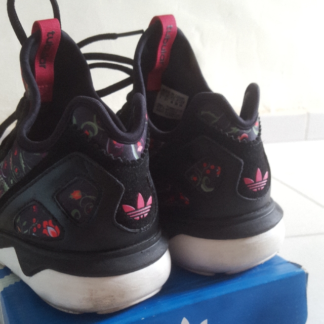 adidas tubular floral