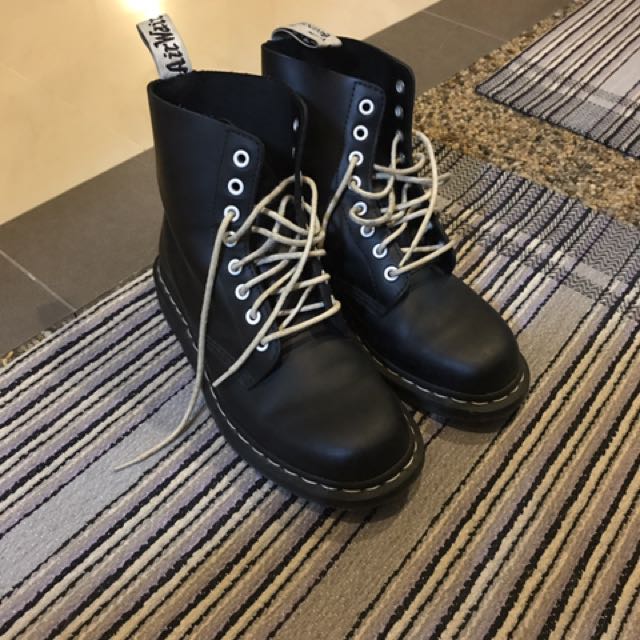 Doc Martens Black White Buffed Leather 