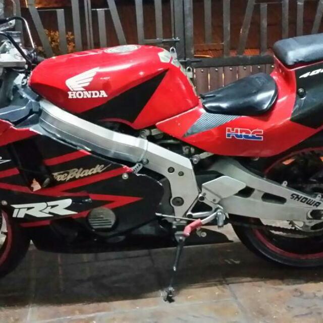Honda Cbr 400 Motorbikes On Carousell