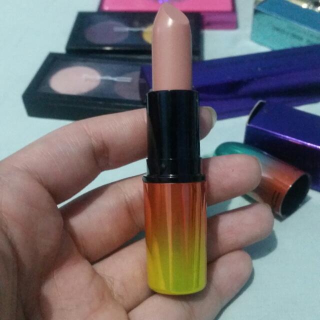 mac wash and dry creme d nude (Category: Face Care) located in Manila. Submitted by rayncuties (Listing ID 122314286, Image 1). Description: .