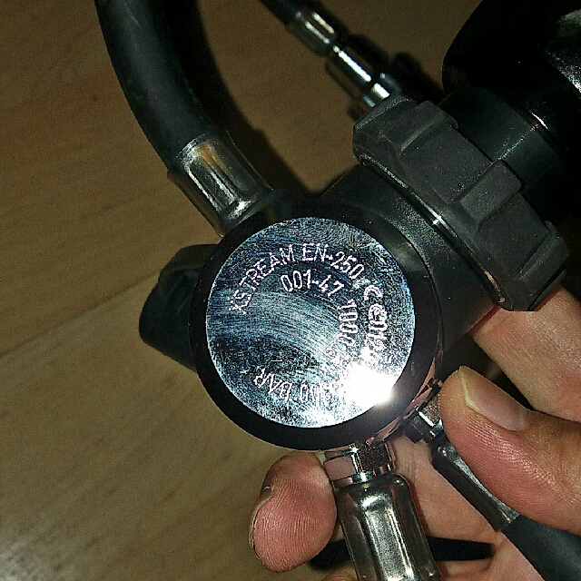 Poseidon XSTREAM Scuba regulator Set., Sports Equipment, Sports & Games