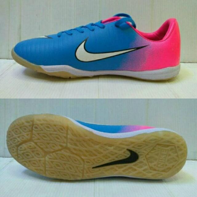Sepatu Futsal Nike Tiempo 7 Biru Pink Lis Putih Olah Raga Perlengkapan Olahraga Lainnya Di Carousell