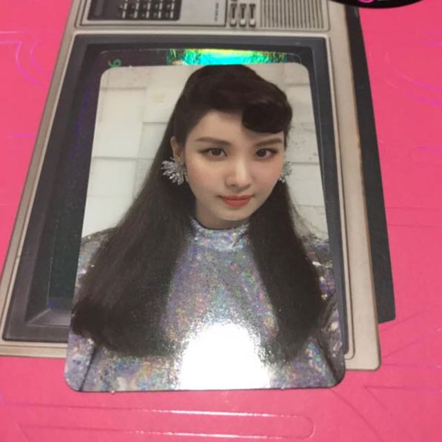Wts Wtt Instock Snsd Holiday Night Seohyun Photocard Hobbies Toys Memorabilia Collectibles K Wave On Carousell