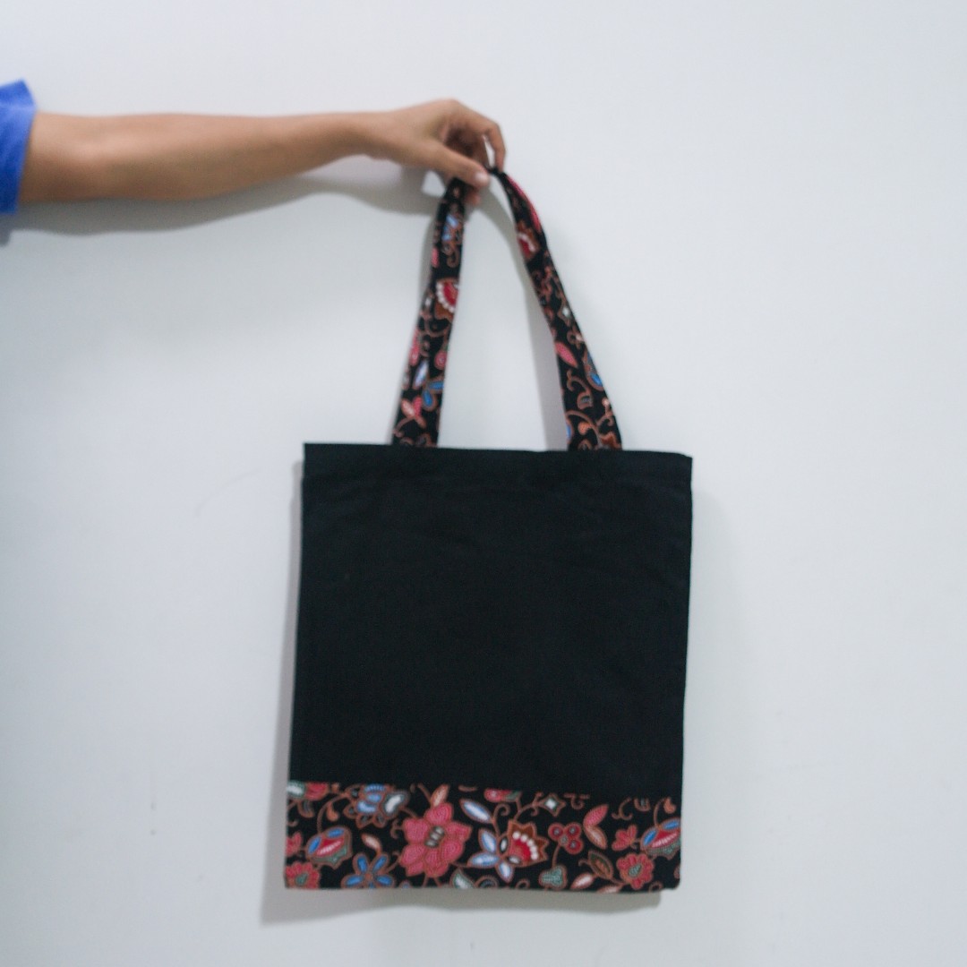 fossil black tote