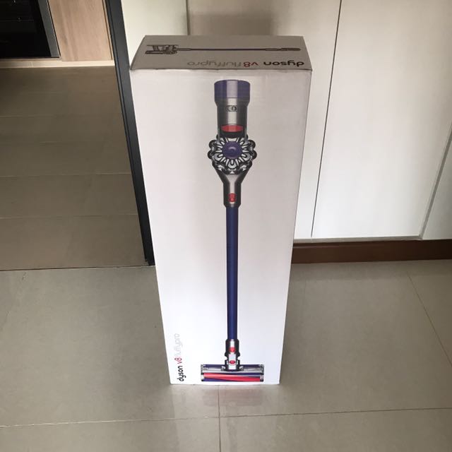 Dyson V8 Fluffy Pro Box Only Everything Else On Carousell