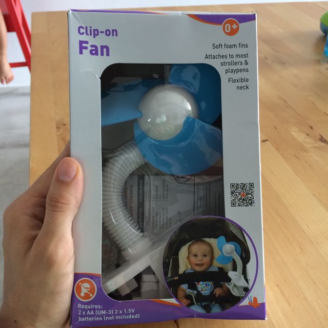 dreambaby clip on fan
