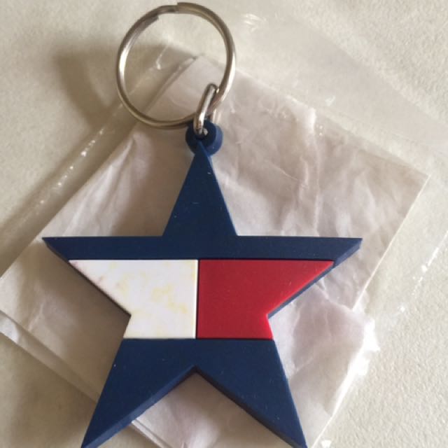 tommy keychain