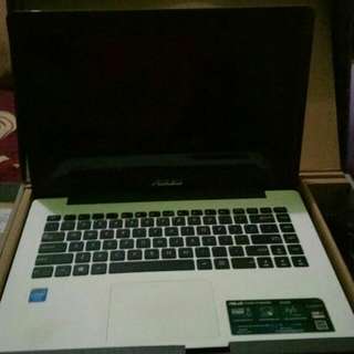 Laptop ASUS X453M