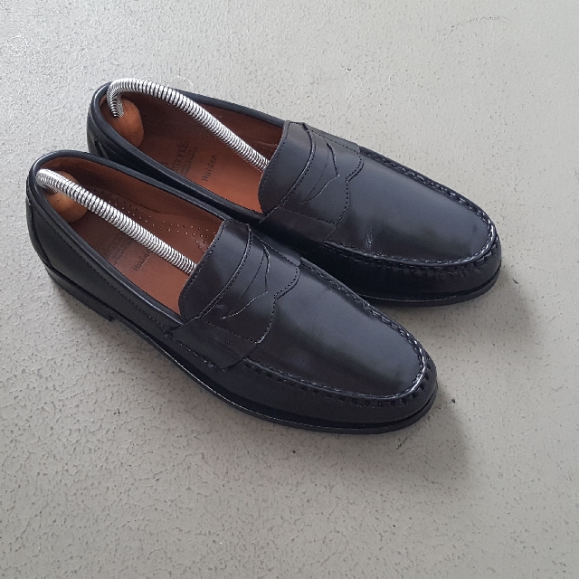 Allen Edmonds Walden Penny Loafer Size 9B