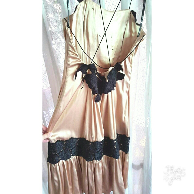 Bebe Cocktail Dress XS (Category: Evening dresses & gowns) located in Quezon City. Submitted by redfullmoon (Listing ID 122946742, Image 2). Description: Bebe Yana K Embroidered Fitted Slip Dress. With black applique detail. Fits XS. Bust 27. Waist 28. Hips 36. Brand new, without tags. Really pretty dress, never worn. Great for parties, events, costume parties (eg flapper dress/roaring twenties type parties), ballroom dancing etc. Price is fixed.