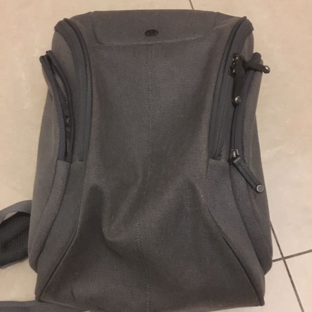 Booq Cobra Squeeze Backpack Men s Fashion Bags Belt bags Clutches and Pouches on Carousell