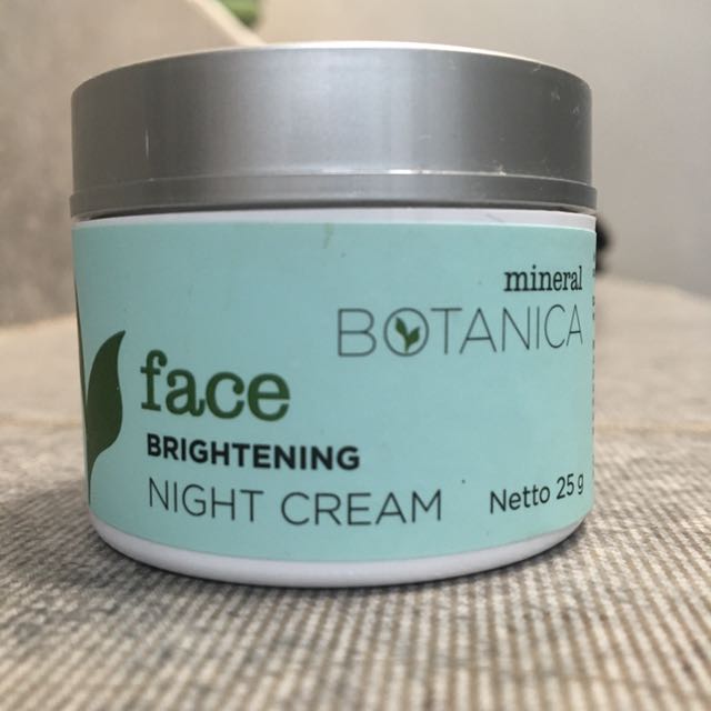 mineral botanica night cream