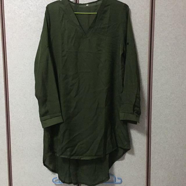 Moss Green Satin Top, Women's Fashion, Tops, Blouses on Carousell