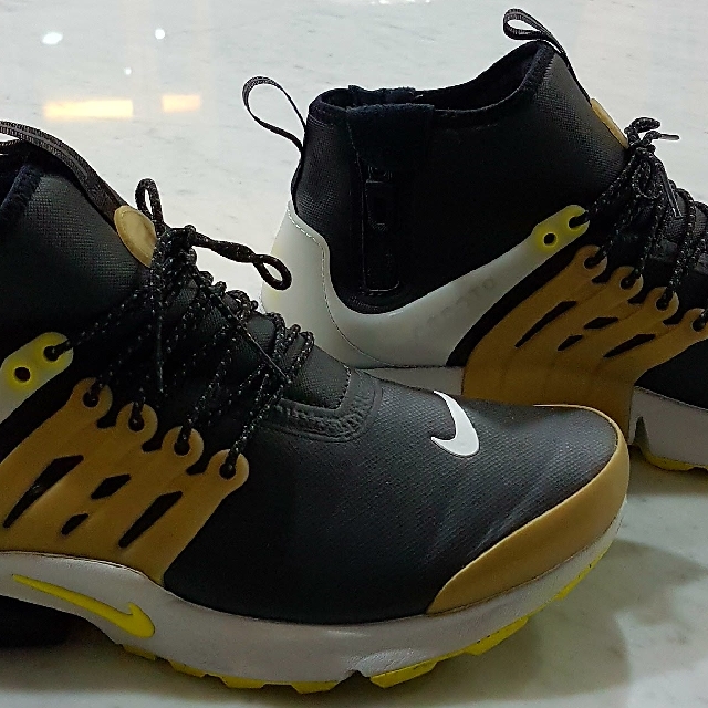 Gold and black prestos hotsell