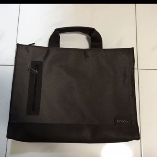 Samsonite 13 Inch T7130s Slim Laptop Case Bag, Men's Fashion, Bags