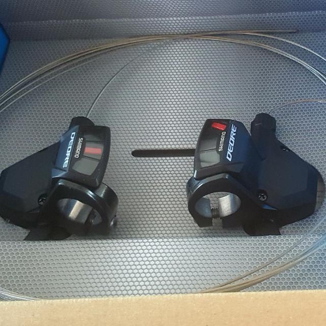 shimano deore m590 9 speed trigger shifter set