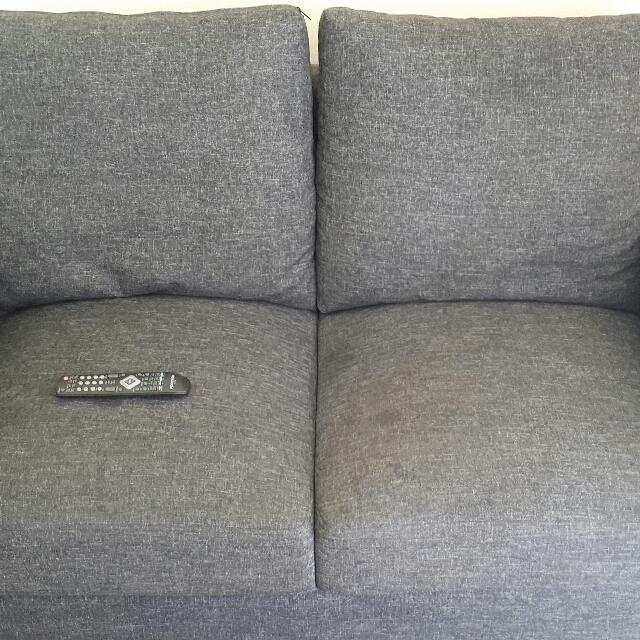Sofa Model 2 Seater Daphne Silver Black Perabotan Rumah On Carousell Lalu seperti apa jenis bahan sofa yang bisa kamu pilih? sofa model 2 seater daphne silver black